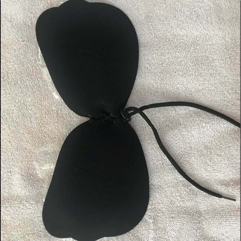 Sticky bra